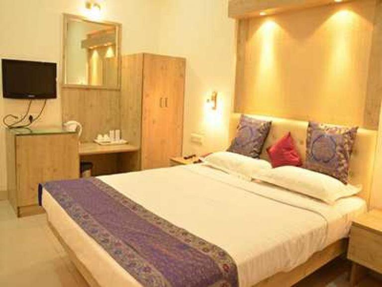 Rass Hotel Kanpur Luaran gambar
