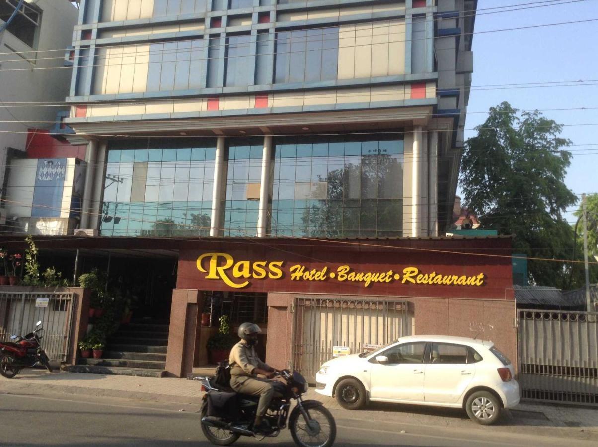 Rass Hotel Kanpur Luaran gambar