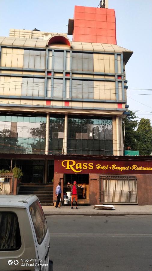 Rass Hotel Kanpur Luaran gambar
