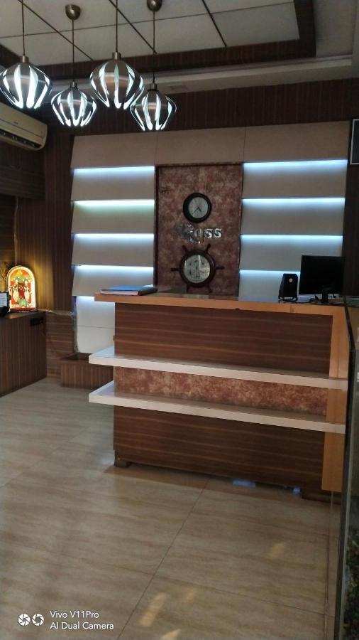 Rass Hotel Kanpur Luaran gambar