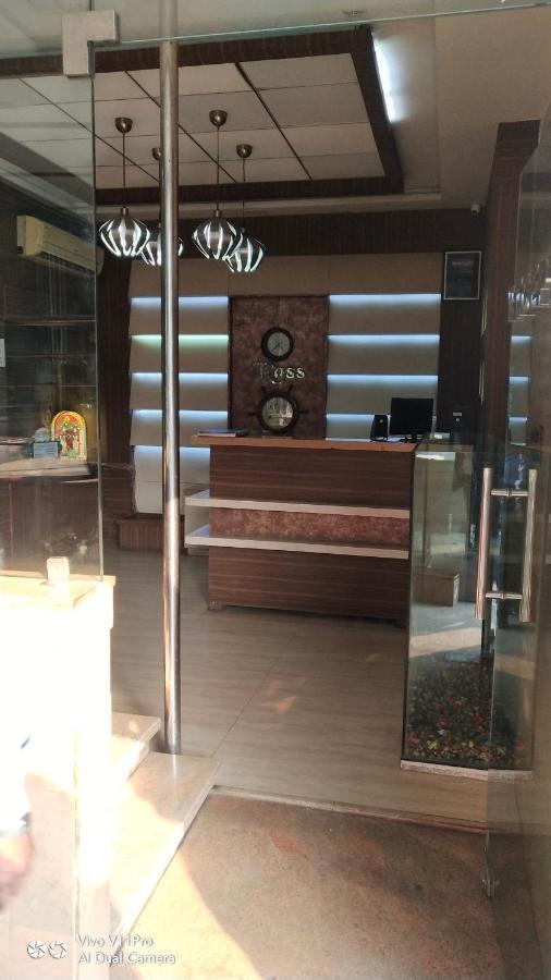 Rass Hotel Kanpur Luaran gambar