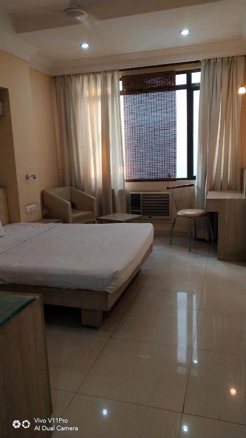 Rass Hotel Kanpur Luaran gambar