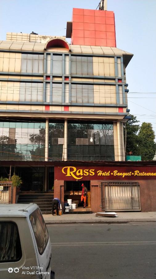 Rass Hotel Kanpur Luaran gambar