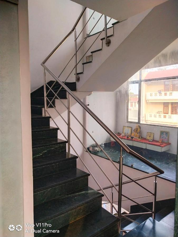 Rass Hotel Kanpur Luaran gambar
