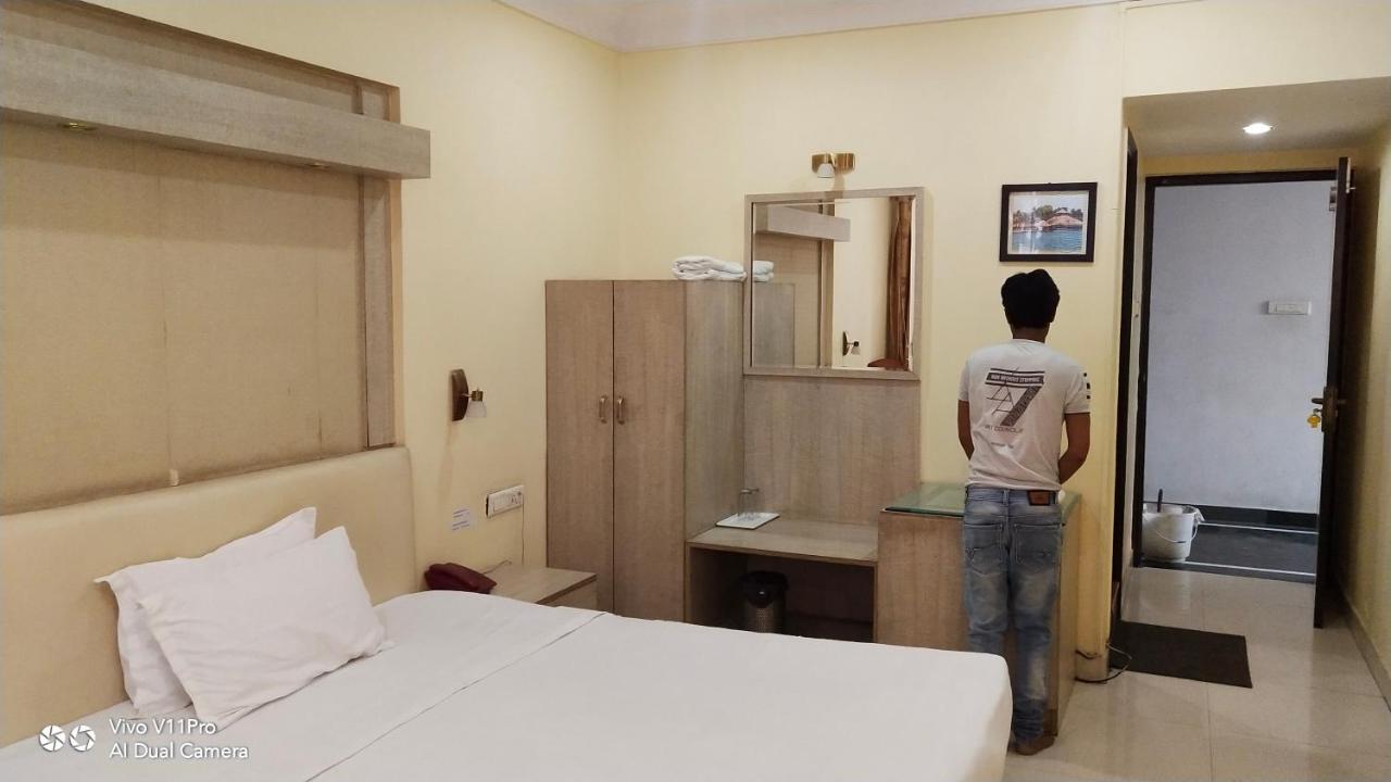 Rass Hotel Kanpur Luaran gambar